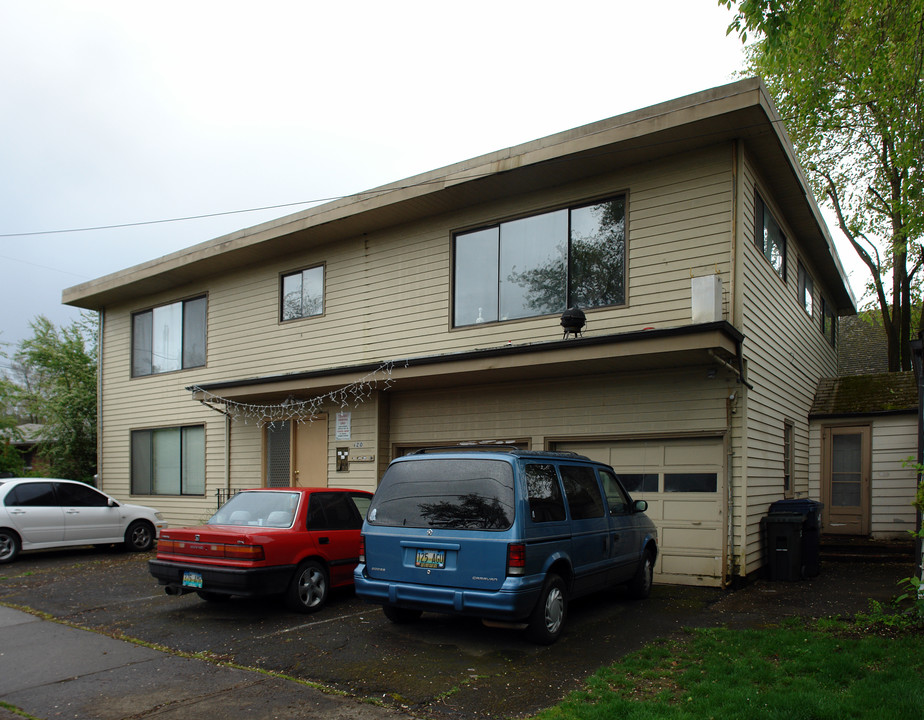 420 E 18th Ave in Eugene, OR - Building Photo