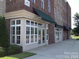 105 Singleton Rd in Mooresville, NC - Building Photo