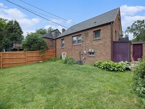 2015 N 52nd St in Omaha, NE - Building Photo - Building Photo