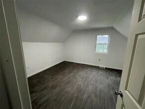 32 Virgil St-Unit -2nd FL in Binghamton, NY - Foto de edificio - Building Photo