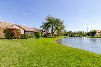 8555 Eagle Run Dr in Boca Raton, FL - Building Photo - Building Photo
