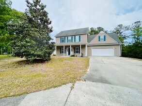144 Secretariat Dr in Havelock, NC - Building Photo - Building Photo