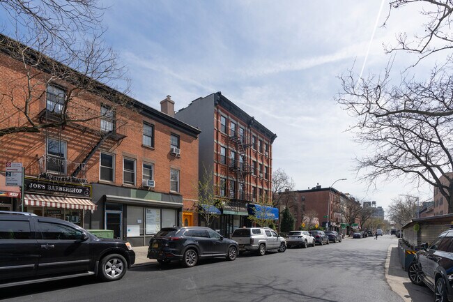 423 Court St in Brooklyn, NY - Building Photo - Building Photo