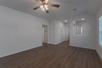 7534 Coral Ter Dr in Cypress, TX - Building Photo - Building Photo