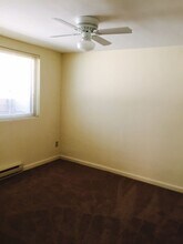 558 Lowell Ave in Cincinnati, OH - Building Photo - Building Photo