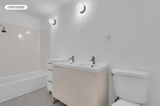 233 Decatur St in Brooklyn, NY - Building Photo - Building Photo