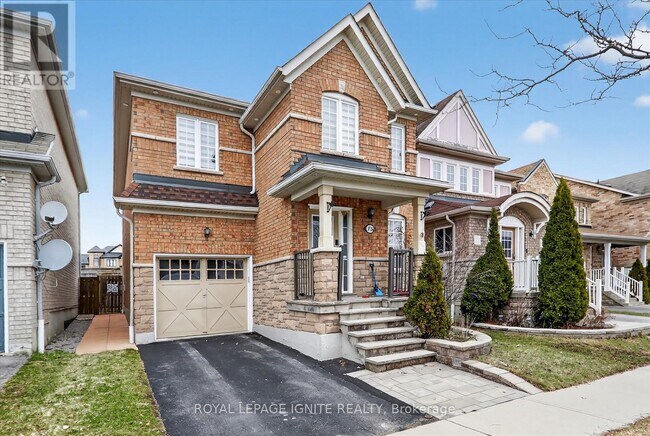 73 Feint Dr in Ajax, ON - Building Photo - Building Photo