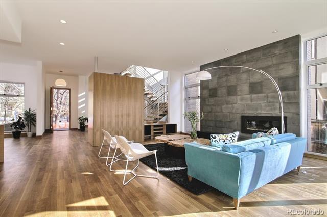 property at 947 S Gilpin St