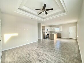 805 W Sunset Valley St, Unit 3 in Alton, TX - Building Photo - Building Photo