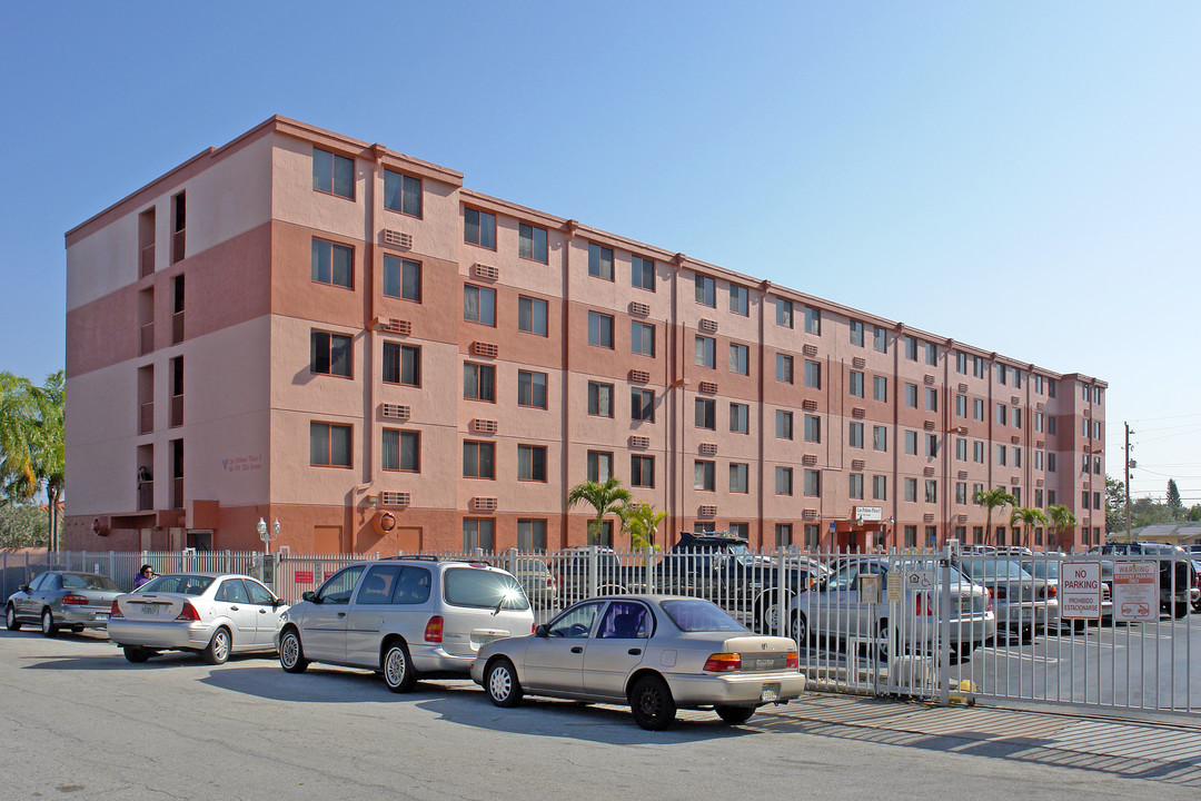 Las Palmas Plaza I in Miami, FL - Building Photo