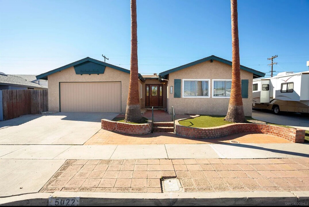 5022 Rebel Rd in San Diego, CA - Building Photo