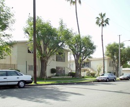 518-524 E Wilhelmina St in Anaheim, CA - Building Photo - Building Photo