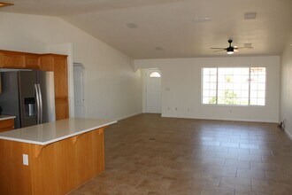 3659 Tarpon Dr in Lake Havasu City, AZ - Building Photo - Building Photo