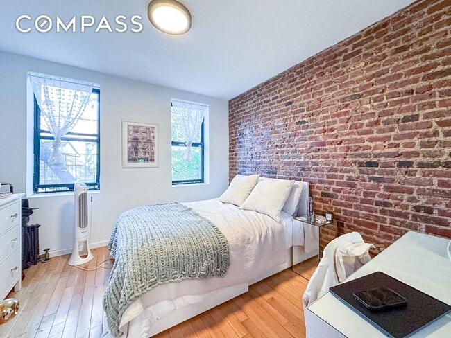 property at 315 E 5th St