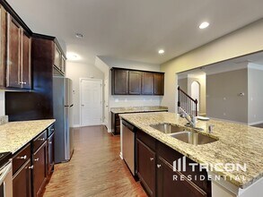 225 Sableshire Way in Locust Grove, GA - Building Photo - Building Photo