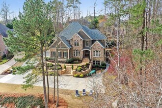 11180 W Rd in Roswell, GA - Building Photo - Building Photo