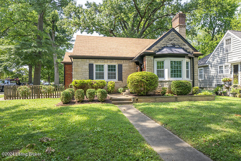 4101 Hycliffe Ave in Louisville, KY - Foto de edificio