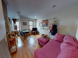 108 Hammond St, Unit 2 in Boston, MA - Building Photo - Building Photo