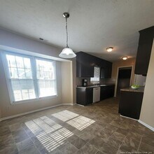 7281 Pebblebrook Dr in Fayetteville, NC - Building Photo - Building Photo