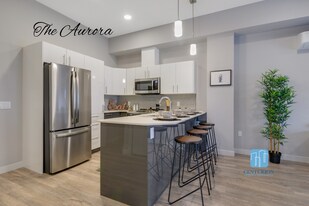 Aurora Apartments in Kelowna, BC - Building Photo
