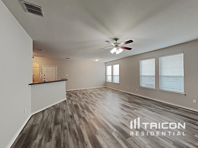 10912 Dillon St in Fort Worth, TX - Building Photo - Building Photo