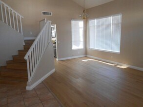 1600 Tronada Way in Las Vegas, NV - Building Photo - Building Photo