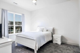 1514 E 15th St, Unit 14 in Plano, TX - Building Photo - Building Photo