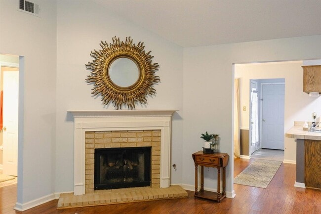 property at 8497 Highland Glen Cir N