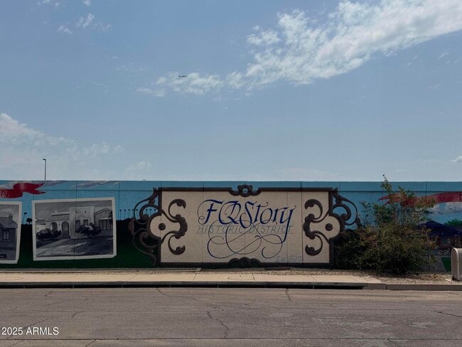 926 W Moreland St in Phoenix, AZ - Foto de edificio - Building Photo