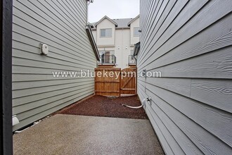 15119 NW Rossetta St in Portland, OR - Building Photo - Building Photo