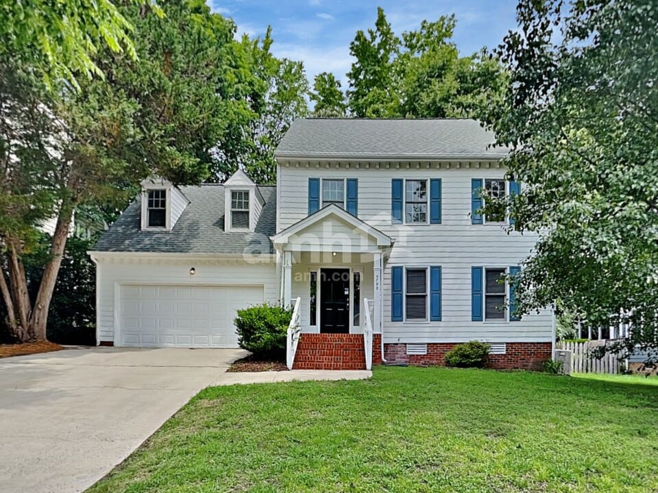 4700 Forest Highland Dr in Raleigh, NC - Building Photo