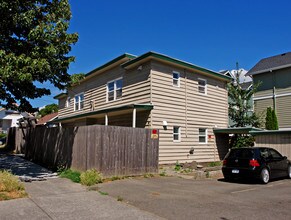 Fremont Four Unit in Seattle, WA - Building Photo - Building Photo