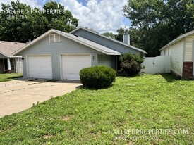 1712 N Noelle Ave in Fayetteville, AR - Building Photo
