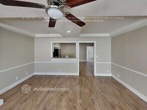 7154 Pleasant View Ave in Las Vegas, NV - Building Photo - Building Photo