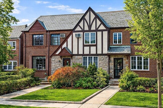 property at 67-68-68 Groton St