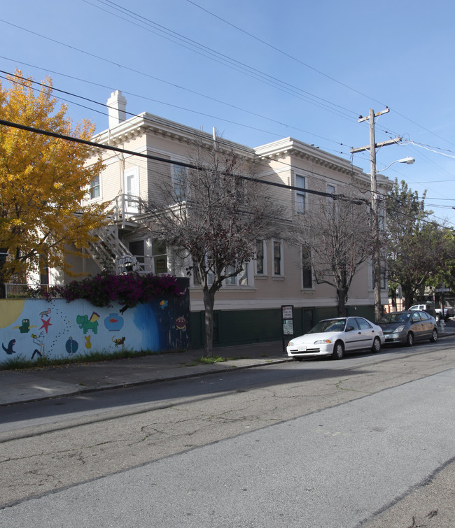 900 Hampshire St in San Francisco, CA - Building Photo - Building Photo