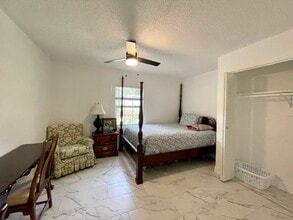 1033 Henton Ln in Orlando, FL - Building Photo - Building Photo