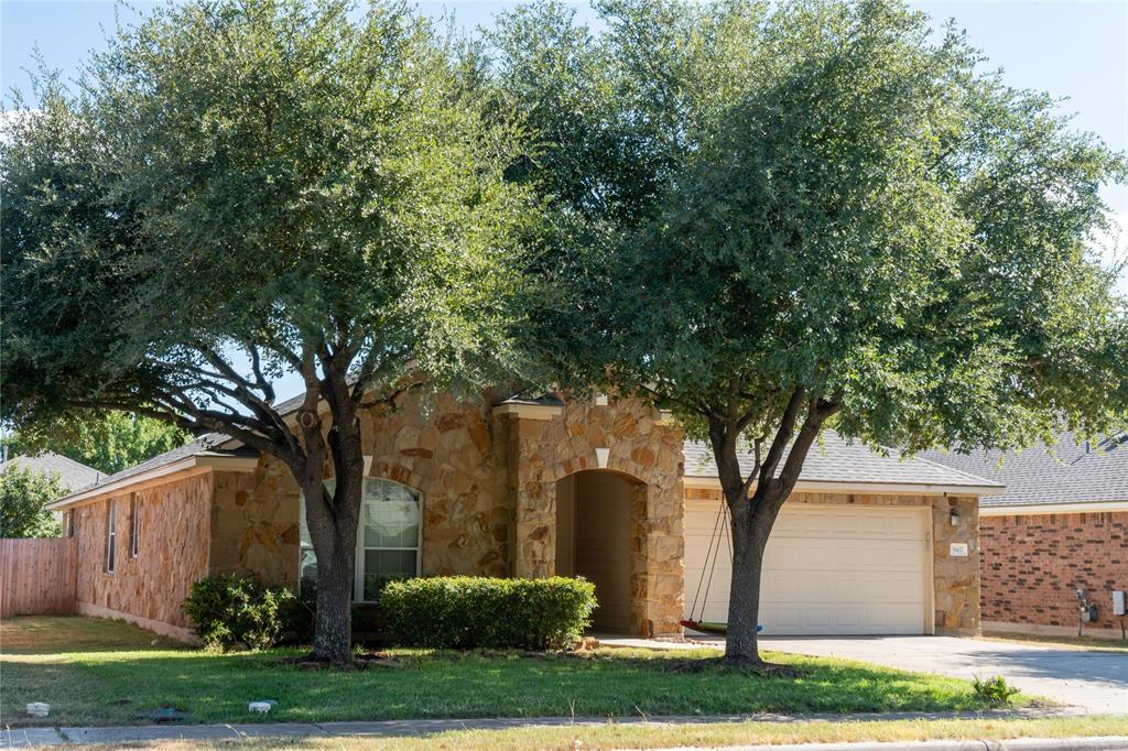 9417 Castle Pines Dr in Austin, TX - Building Photo