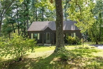 69 Aldrich Dr in Westfield, MA - Building Photo - Building Photo