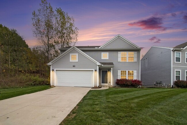 1027 Broken Ridge Dr in Lansing, MI - Building Photo - Building Photo