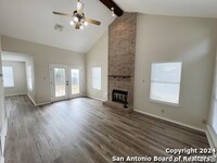 8000 Forest Crossing in Live Oak, TX - Building Photo - Building Photo