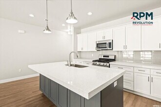 3425 Sophie Ln in West Haven, UT - Building Photo - Building Photo