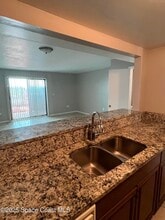 7302 Poinsetta Ave in Cape Canaveral, FL - Foto de edificio - Building Photo
