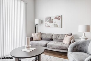 515 Corso Ln, Unit 1155 in Davenport, FL - Building Photo