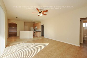 1846 Sweetspire Dr in Trinity, FL - Foto de edificio - Building Photo
