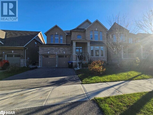 63 Victoria Wood Ave