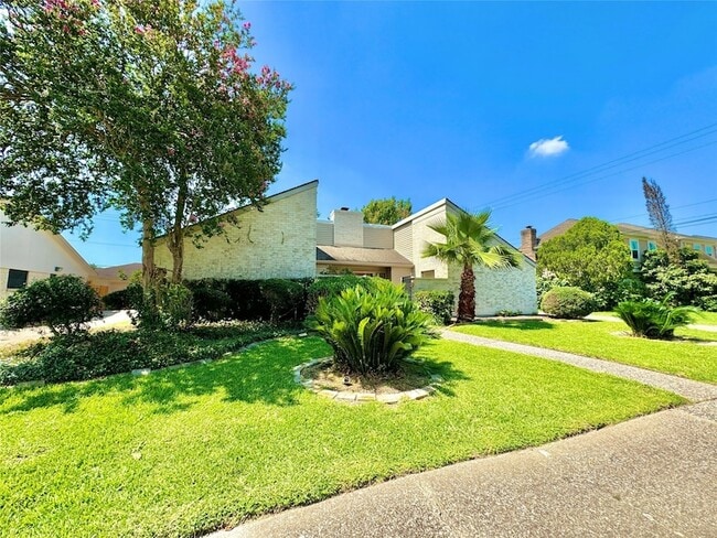 7743 Portal Dr in Houston, TX - Building Photo - Building Photo