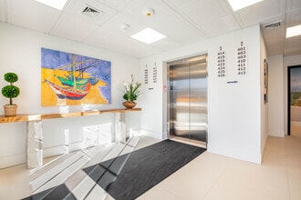 The Lofts at Maple & Main in Smithtown, NY - Building Photo - Interior Photo
