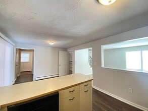 13 Styles Rd in New Boston, NH - Building Photo - Building Photo