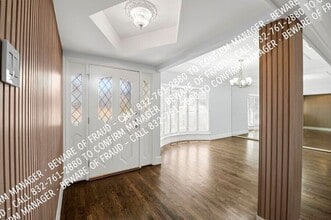 9145 Drumcliffe Ln in Dallas, TX - Building Photo - Building Photo